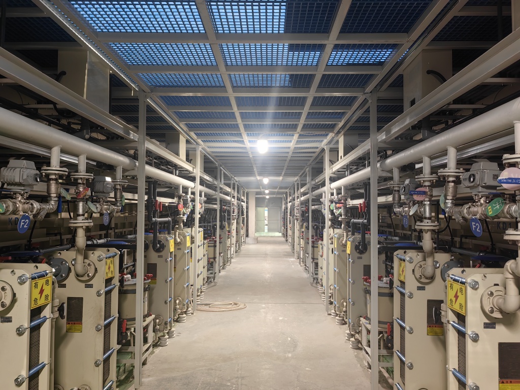 半导体行业生产铝电极箔 3 db8e010cc49fec8c4b55e6f313220f0 (中).jpg